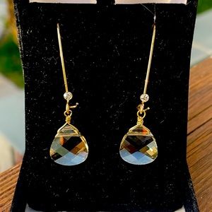 Pale amber, champagne briolette earrings